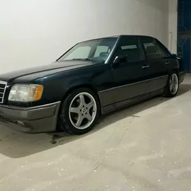 Mercedes-Benz E280 1995