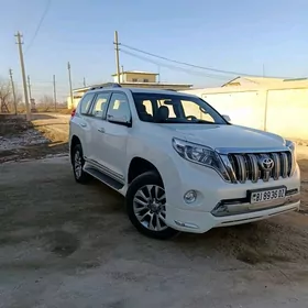 Toyota Land Cruiser Prado 2013