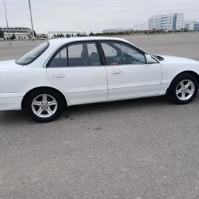 Hyundai Sonata 1996