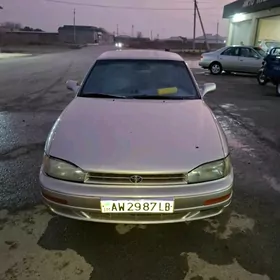 Toyota Camry 1993