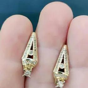 gyzyl gulakhalka brilýant