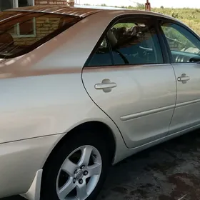 Toyota Camry 2003