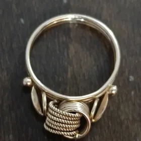 Старинное кольцо