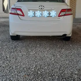 Toyota Camry 2011