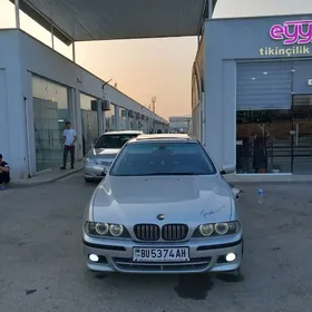 BMW E39 2002