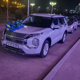 Mitsubishi Outlander 2022