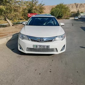 Toyota Camry 2013