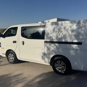 Nissan Urvan 2021