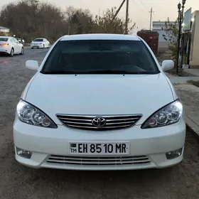 Toyota Camry 2003