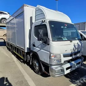 Mitsubishi Canter 2020