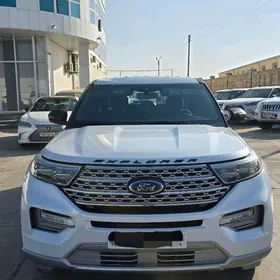 Ford Explorer 2021