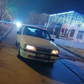 Opel Vectra 1990