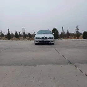 BMW E39 2003