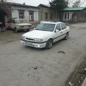 Opel Vectra 1992