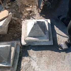 Zabora goyulyan tumbalar