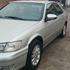 Toyota Camry 2001