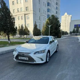 Lexus ES 350 2021