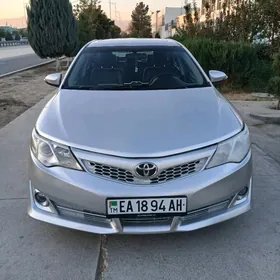 Toyota Camry 2011