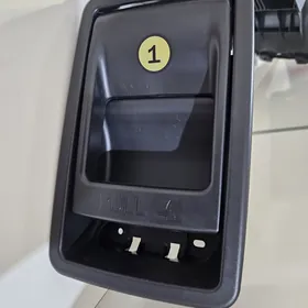 Sienna sideniýa yzky ruçka