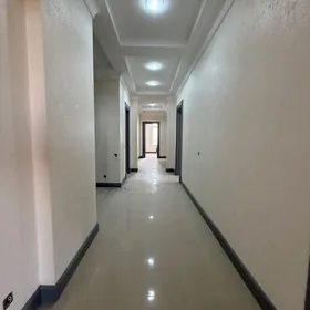 Sayoly (Lenina) 5 komnat  7 et