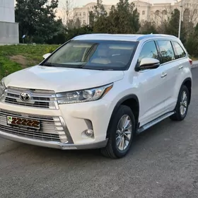 Toyota Highlander 2016