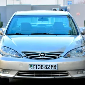 Toyota Camry 2004