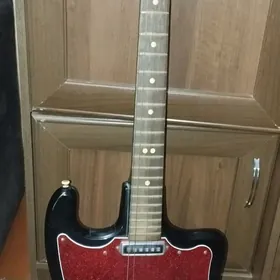 Электрогитара "Тоника"
