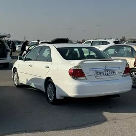 Toyota Camry 2004