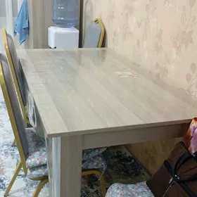 кухонный стол