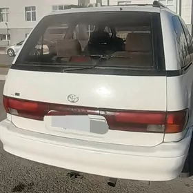 Toyota Previa 1995