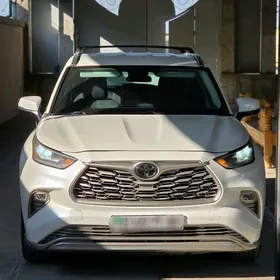 Toyota Highlander 2020