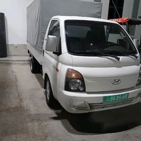 Hyundai H100 2012