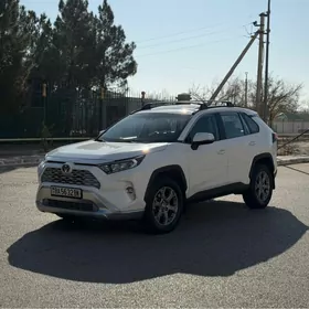 Toyota RAV4 2021