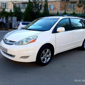 Toyota Sienna 2007