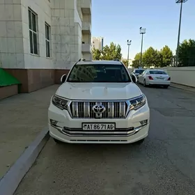 Toyota Land Cruiser Prado 2022