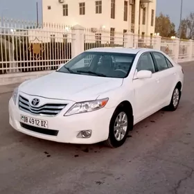 Toyota Camry 2011