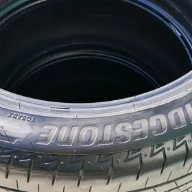 Bredistone 235 45 18 ýyly24