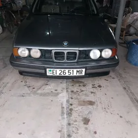 BMW 525 1989