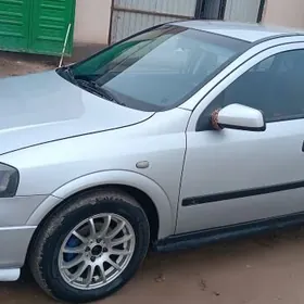 Opel Astra 2000
