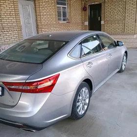 Toyota Avalon 2018