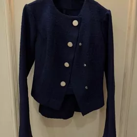 Твидовый пиджак с юбкой