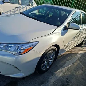 Toyota Camry 2016