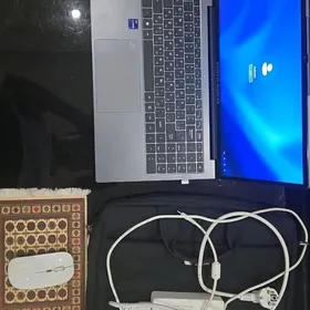 Noutbuk aydyn gijeler