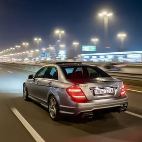 Mercedes-Benz C300 2011