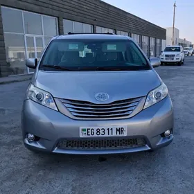 Toyota Sienna 2016