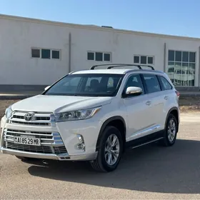 Toyota Highlander 2019