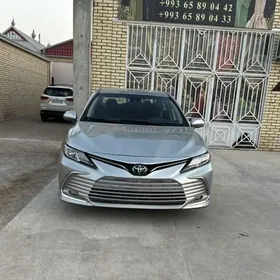 Toyota Camry 2020