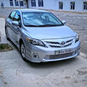 Toyota Corolla 2011