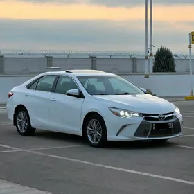 Toyota Camry 2015