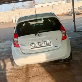 Nissan Versa Note 2014